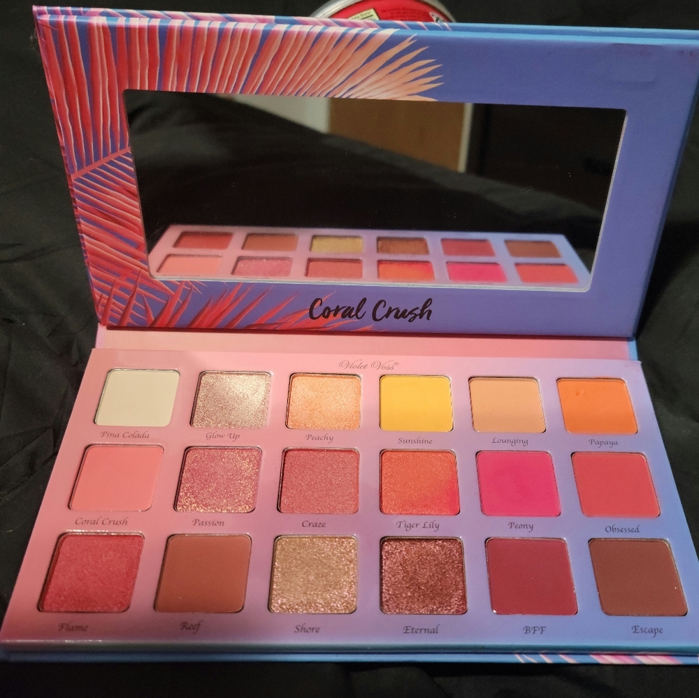 Violet Voss coral crush pallet